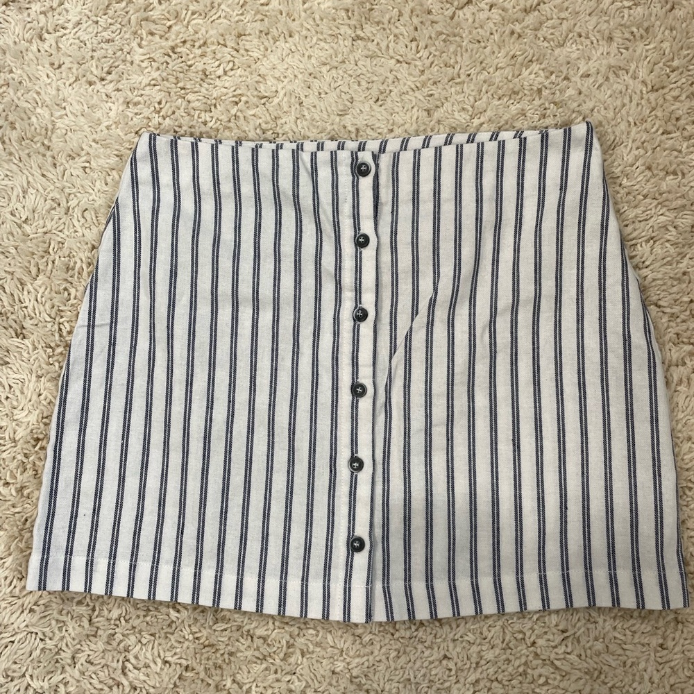 Ivy & Main Skirt